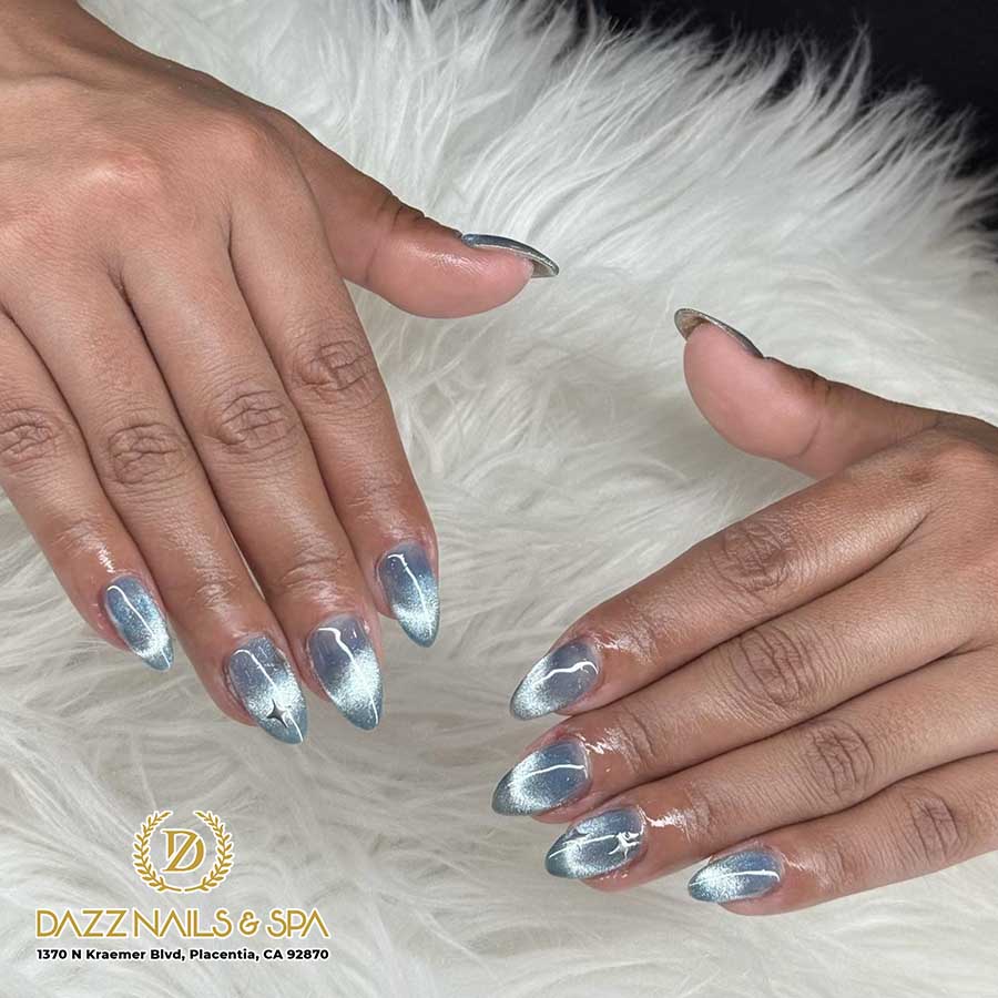 Top nail art
